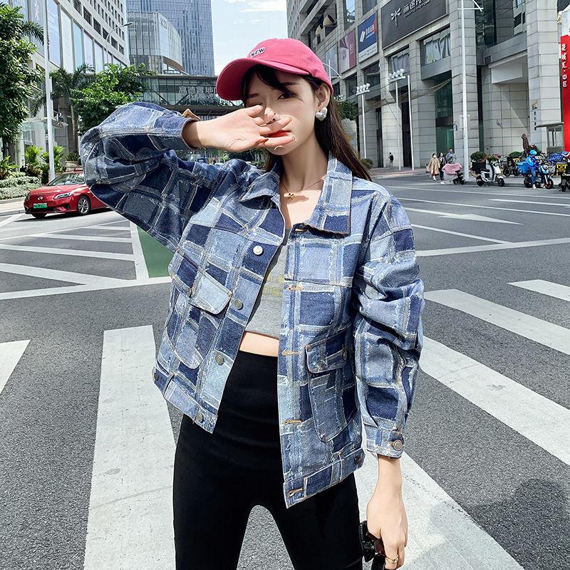 

Women' Jackets 2022 Spring Denim Jacket Women Brand Design Sense Heavy Industry Printed Plaid Loose Short Slim Jeans Coat Streetwear, Color panel