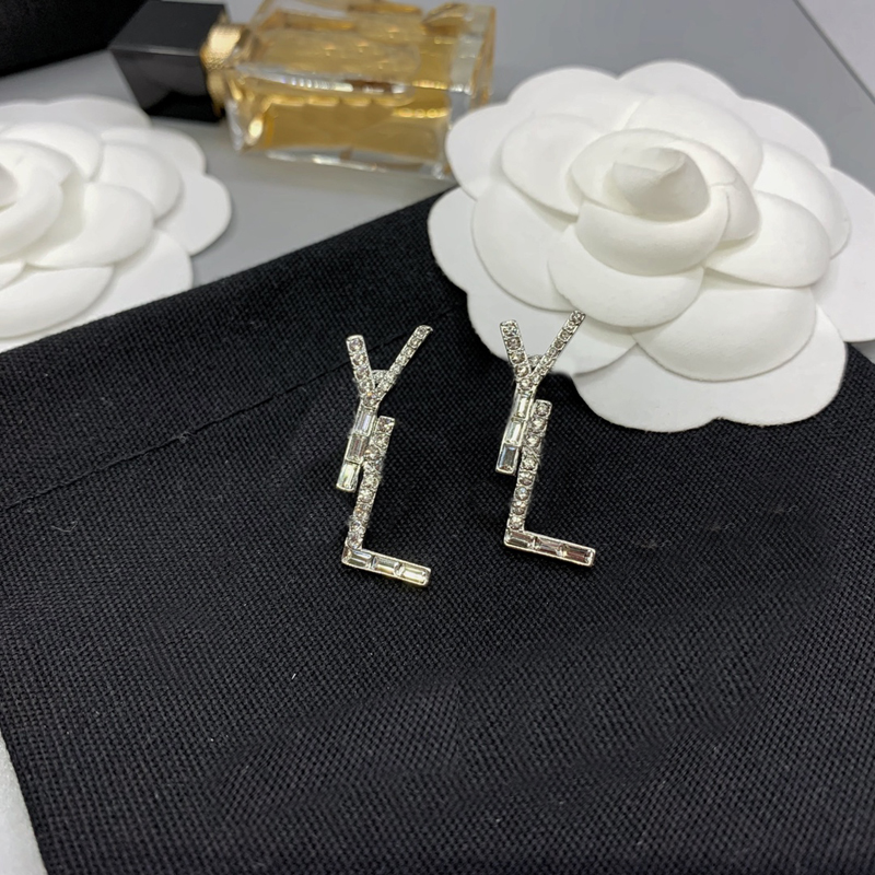 

Fashion Designer Earrings For Women Jewelry Gold Letter Stud Earring Womens Designers Hoops Party Wedding Ear Studs Pendants Heanpok 2022