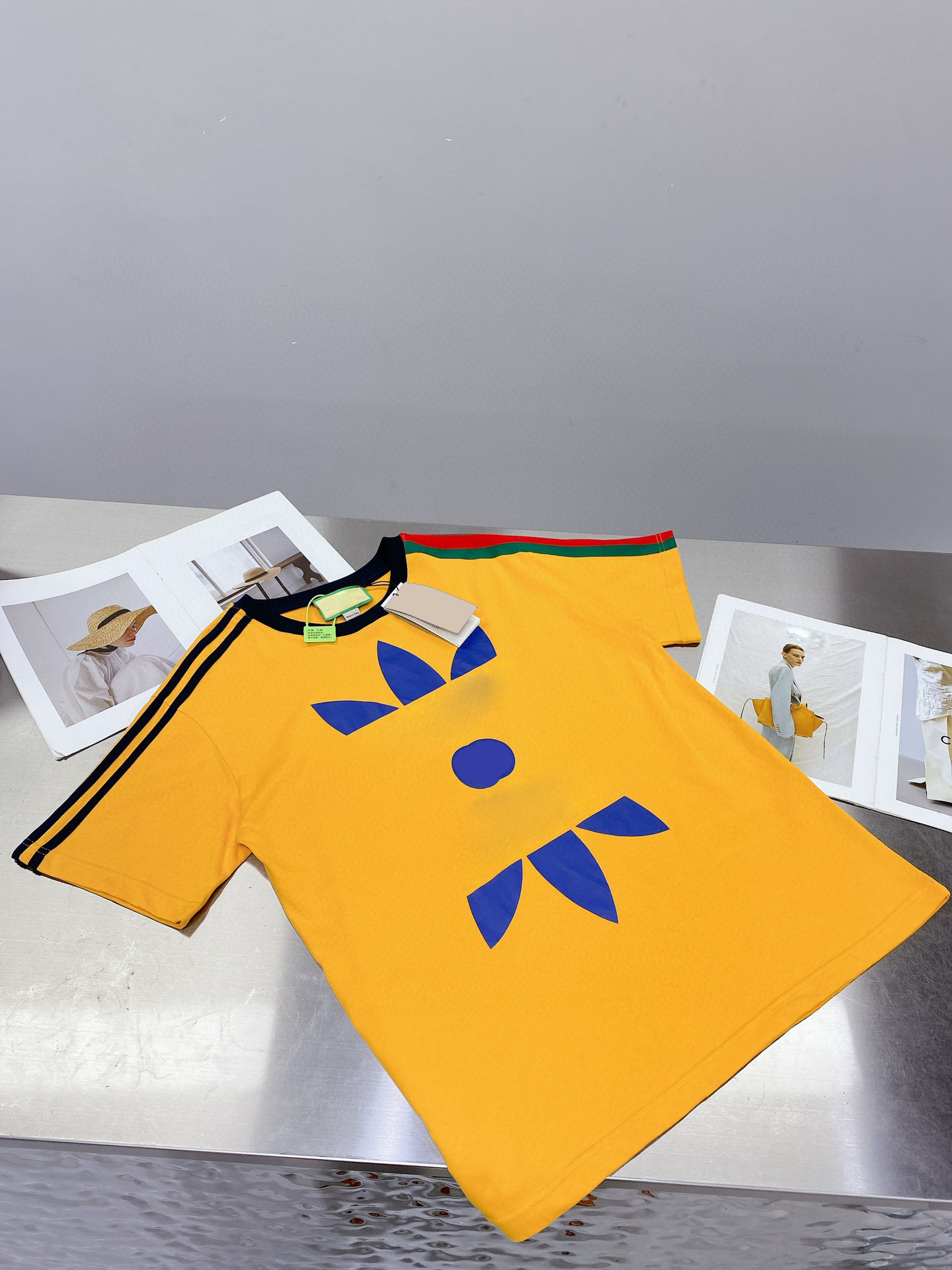 

22SS Designer Letter Printed T Shirts Tee Sweatshirt Fashion High Street Short Sleeves Summer Casual T-Shirt Breathable Men Women Crew Neck Tees Dresses fo Wome 15-064, Yellow