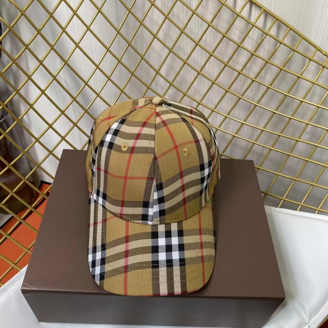 Burberry striped baseball cap men's and women's soft top hat fashion casual all-match trendy hat