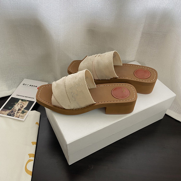 

2022 Slippers Letter Sandals Shoes Flops Genuine Leather Casual Ladies Flat Slipper Summer Outdoor Beach Loafer Party Holiday Fashion Women Retro Shoes, White