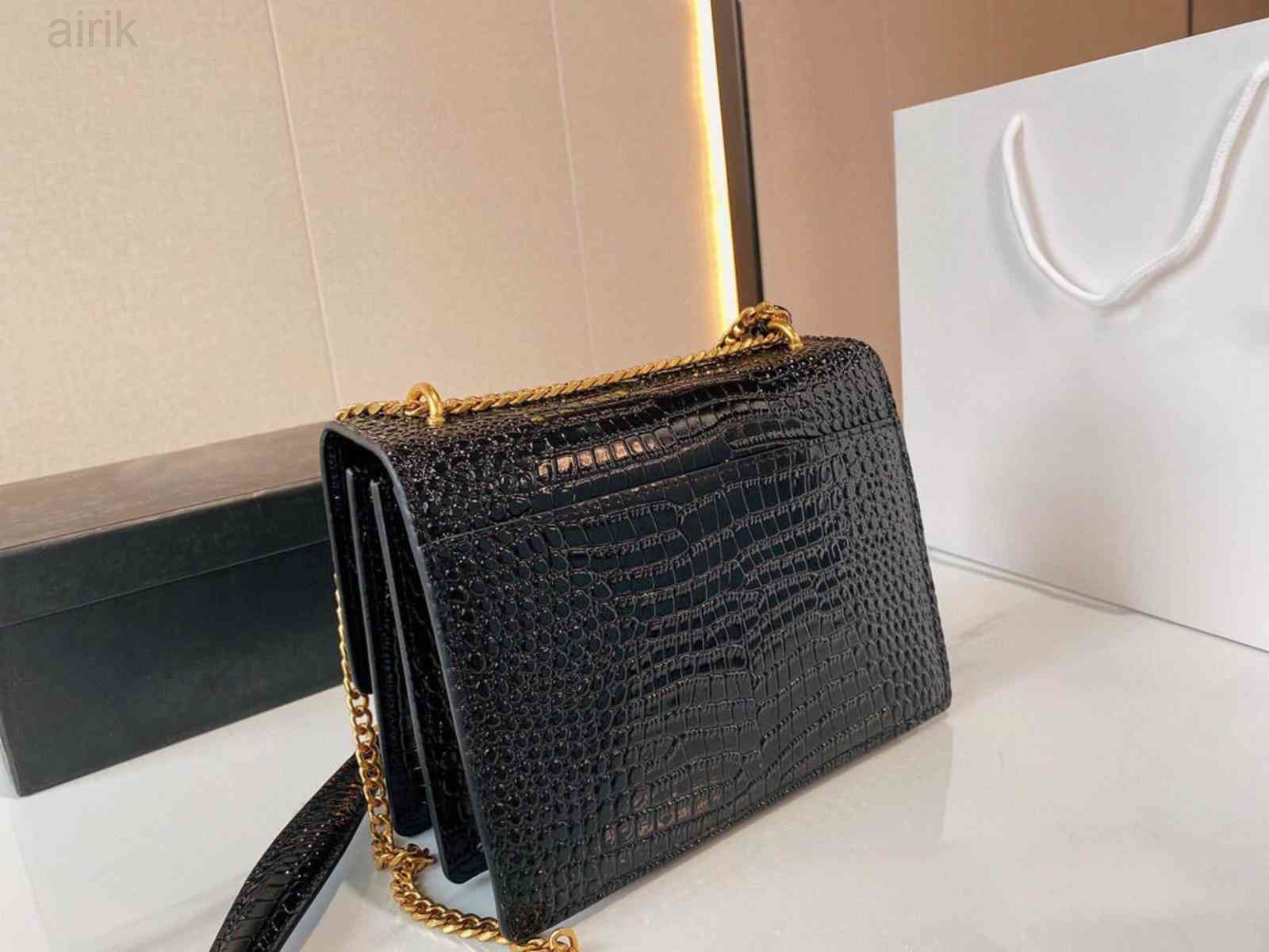 

Shoulder Bags Women Crossbody Messenger Classic embellishment Handbag High capacity Fashion Designer Leather Lady Wallet, Black