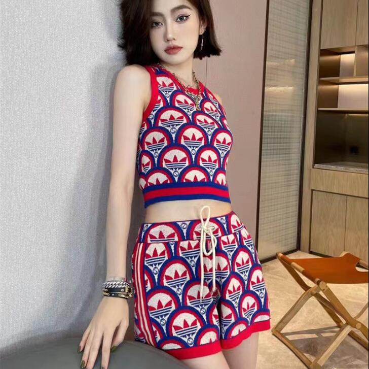 

2022SS Summer and Autumn designer fashion women's Two Piece Pants set knits shorts sleeveless round collar G letter print design luxury sport, Red