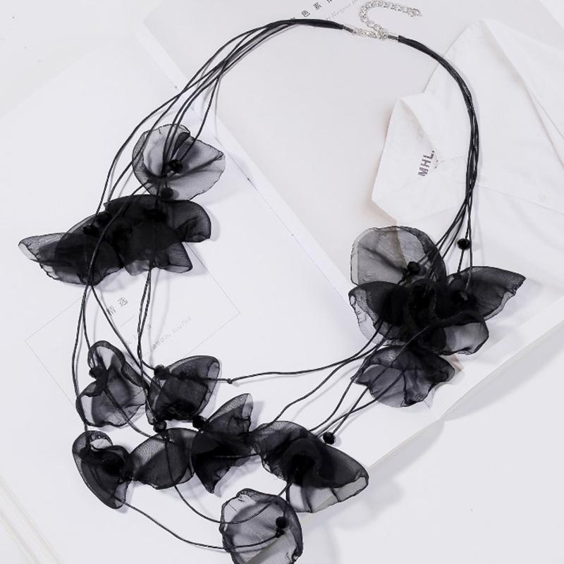 

Chokers Exaggerated Temperament Necklace Wedding Multi-layer Lace Flowers Fabric Petal Women Fashion Jewelry