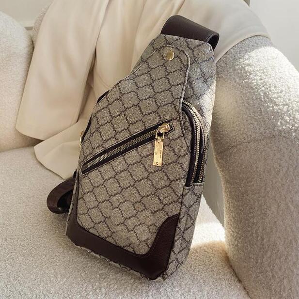 

Luxurys Designers Genuine Leather letter L men women's Shoulder Bags Wallets Coin Purses cell phone pocket Sport Backpack NO GG7268-4, Brown g
