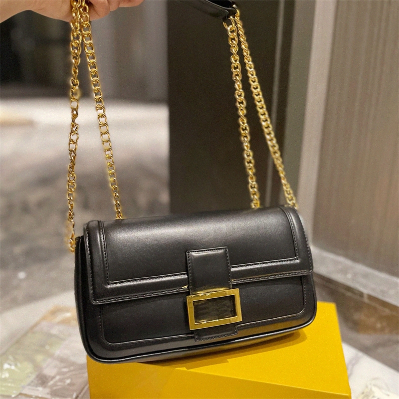 

top quality womens fashion mini vintage chain bags designer small baguette belt embossing shoulder bag hangable bag U7T3#