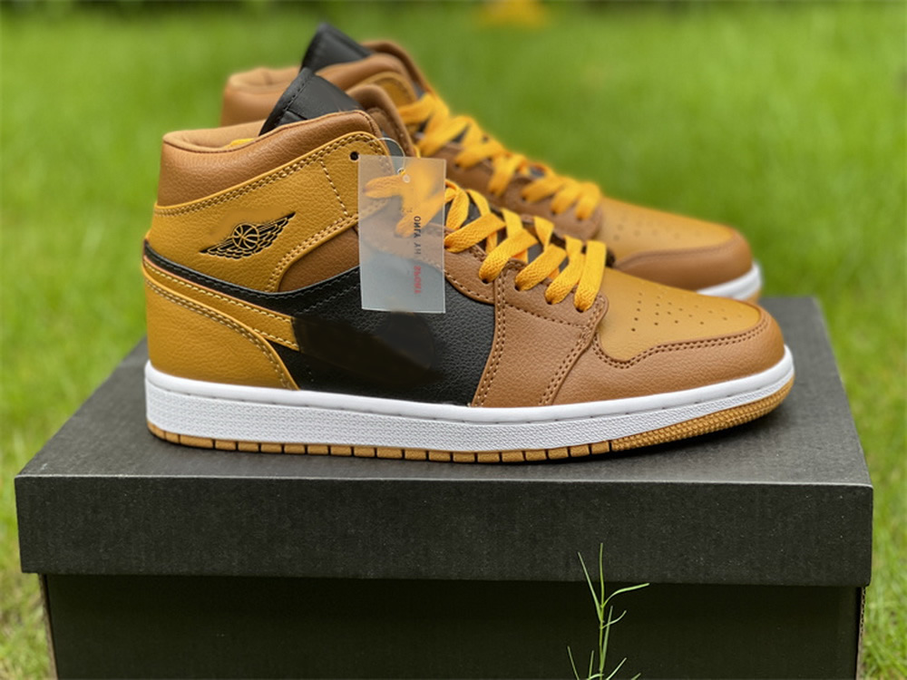 

Shoes Sports Sneakers University Gold Golden Yellow Authentic Mid 1S 1 Men Women, #2