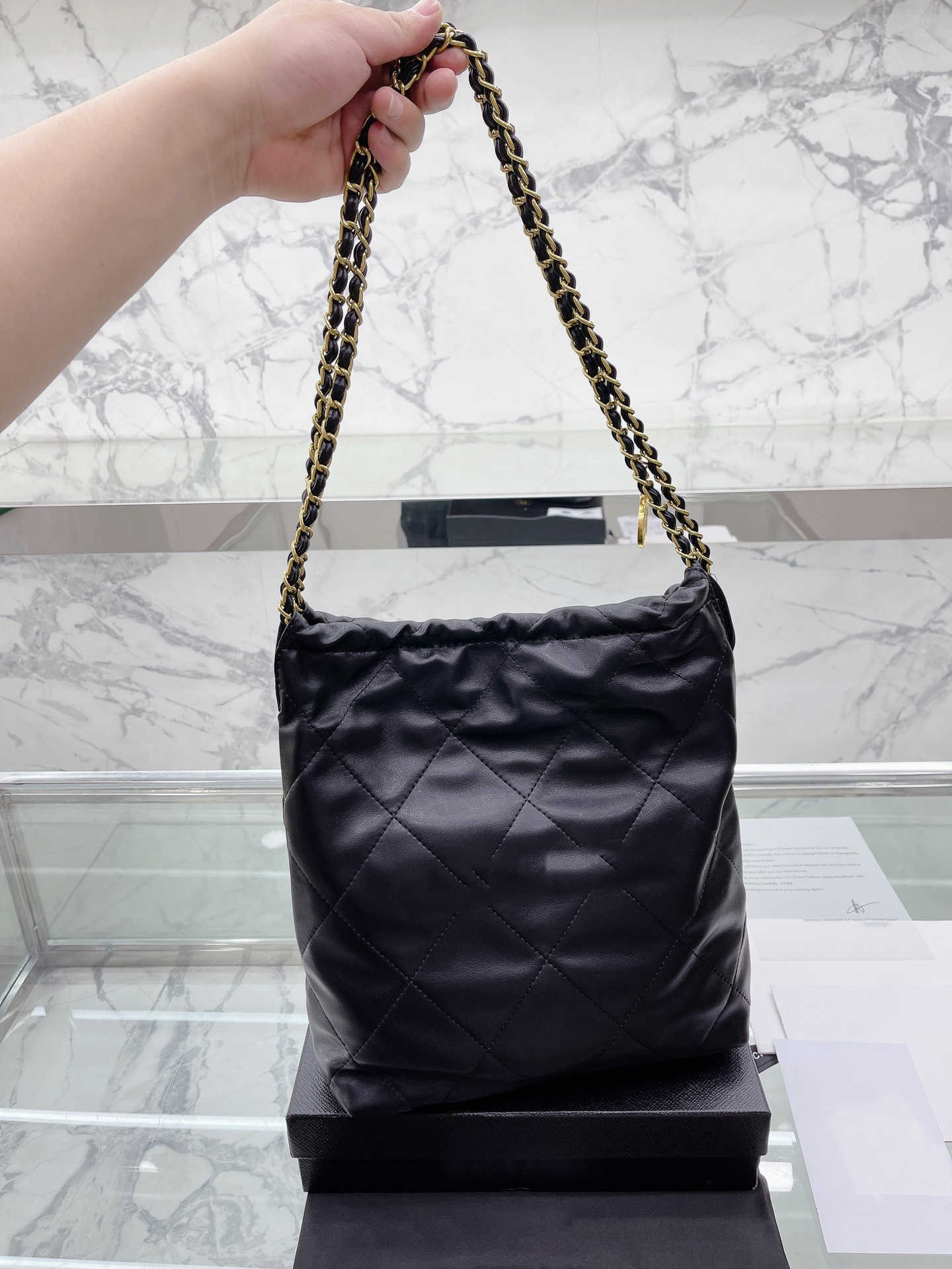 

22A Fashion Class Bag Retro Casual Women Tote Shoulder Bags Female CC Designer Solid Color Chain Handbag for Square Stripes Luxury Garbage Bag, 96325155-1