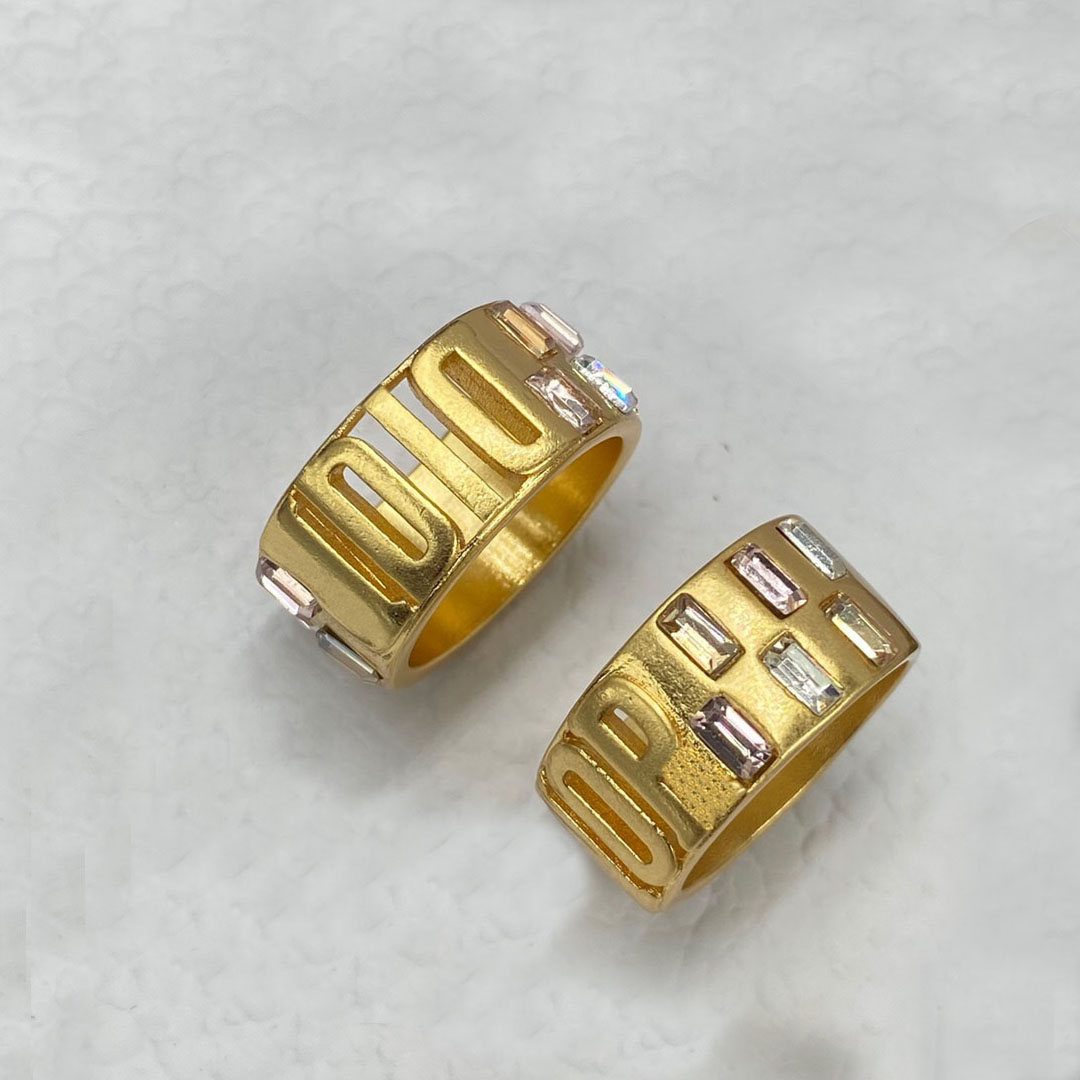 

Fashion With Side Stones Rings bague for Woman Personality Party wedding lovers gift engagement rings jewelry with box