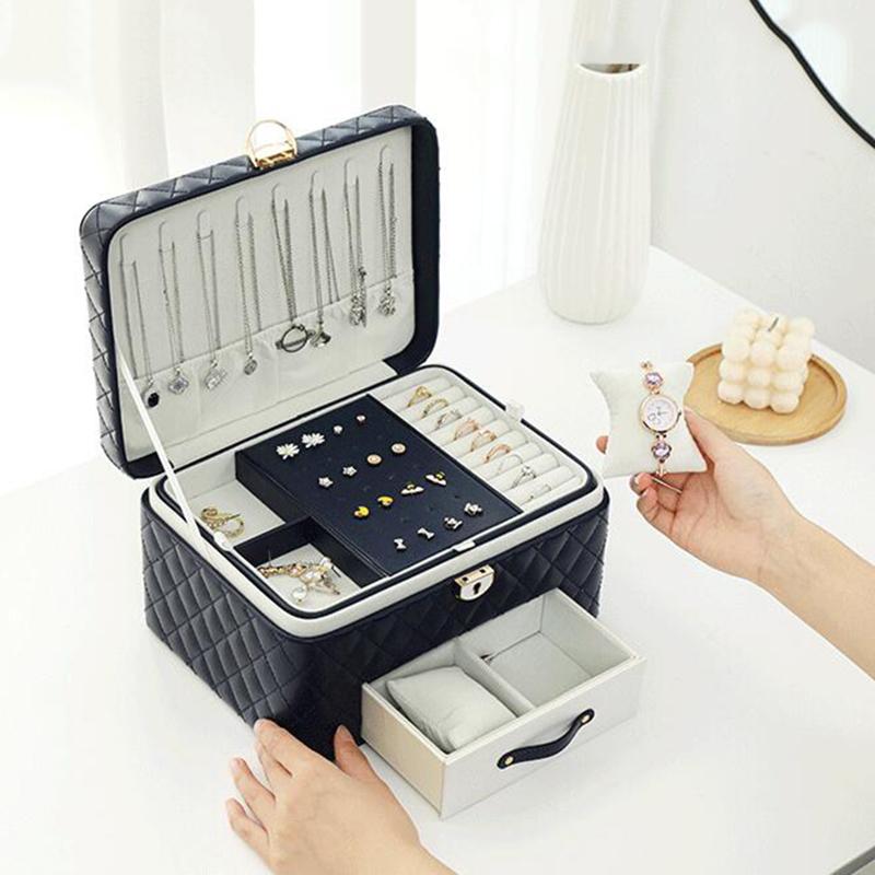 

Jewelry Pouches Bags Three-Layer Leather Box Organizer Earrings Rings Necklace Storage Case With Lock Women Girls GiftJewelry