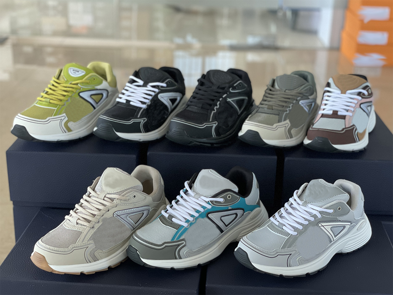 

Mens B30 Sneaker Leather Casual Shoes Low Cut Breathable Mesh Sports Sneaker Outdoors Canvas And Calfskin Trainers Runner Shoes With Box NO365