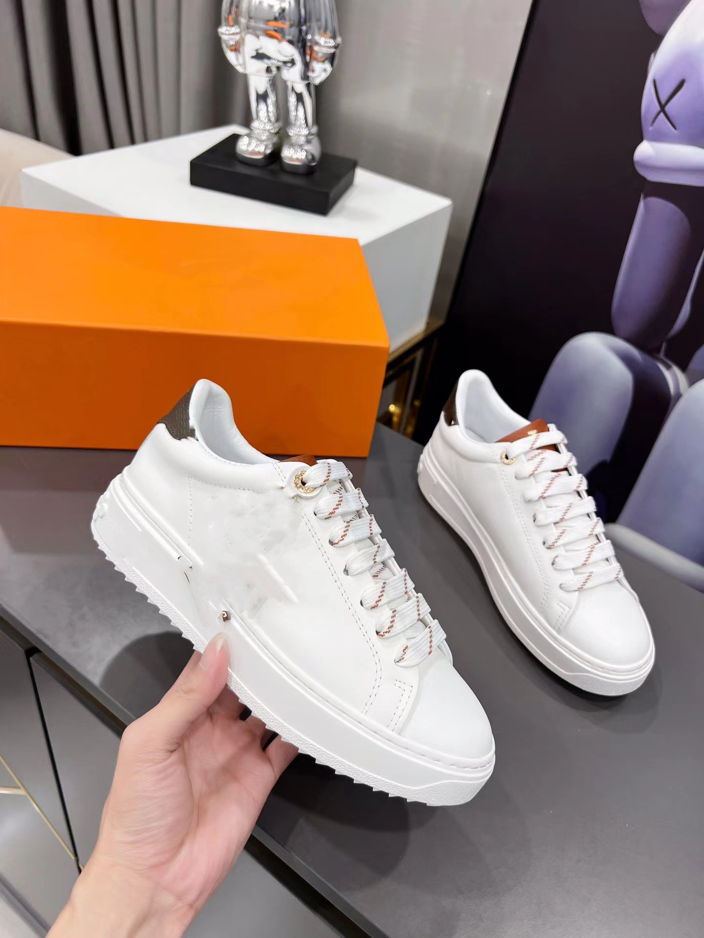 

2023 Hot Designer Men Causal Shoes Fashion Woman Leather Lace Up Platform Sole Sneakers White 0502, 07
