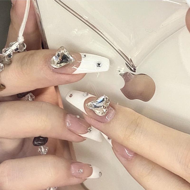 

False Nails 24pcs Artificial French Heart Rhinestones Nail Patch Inlaid Glue Type Removable Long Paragraph Fashion Manicure Tips Prud22, Camel