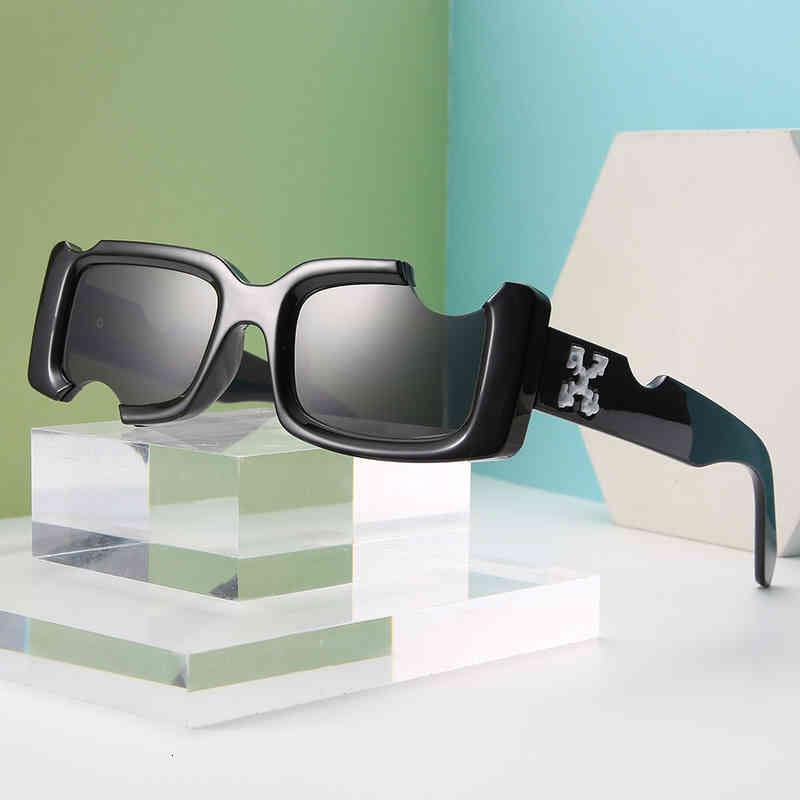 

Fashion Square Black Sunglasses Men and Women Brand Designer Small Face Sun Glasses Uv400 High Quality with Box