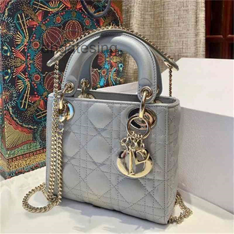 

Chri//stians Bag Lady Designer Bags 2022 Handbags Women d Leather Shoulder Portable Small Square Princess Female Frosted Cow Matte, Beige trumpet