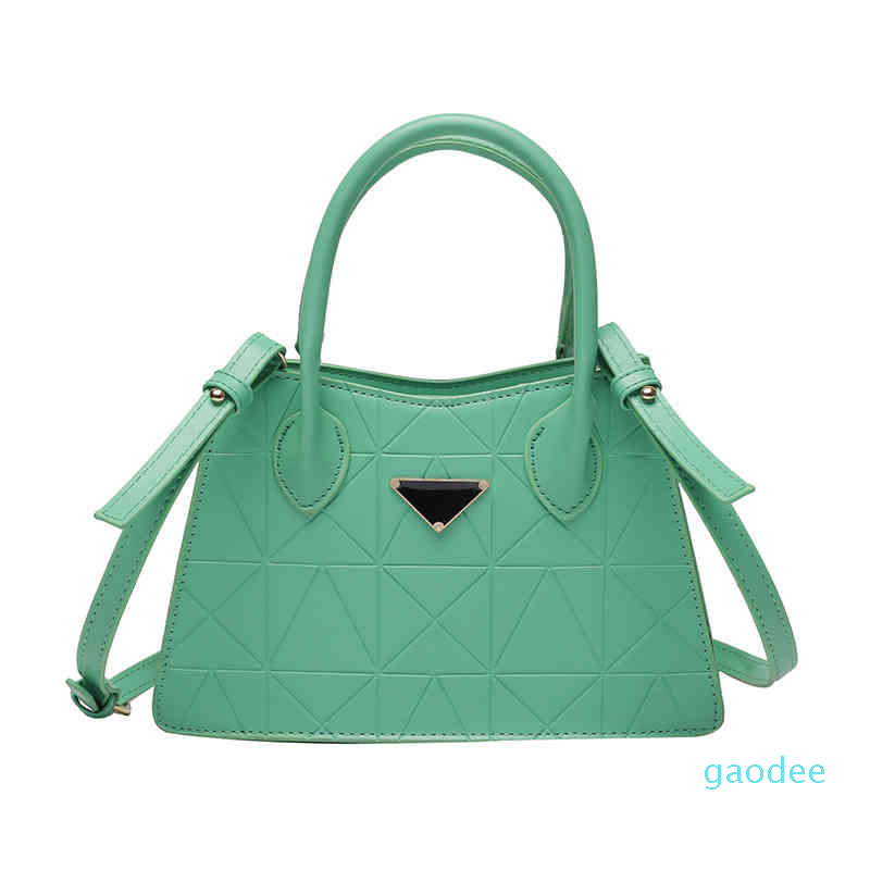 

2022 trendy s Bag female new fashion Mini embossed portable small square simple net red single shoulder diagonal bag, Black