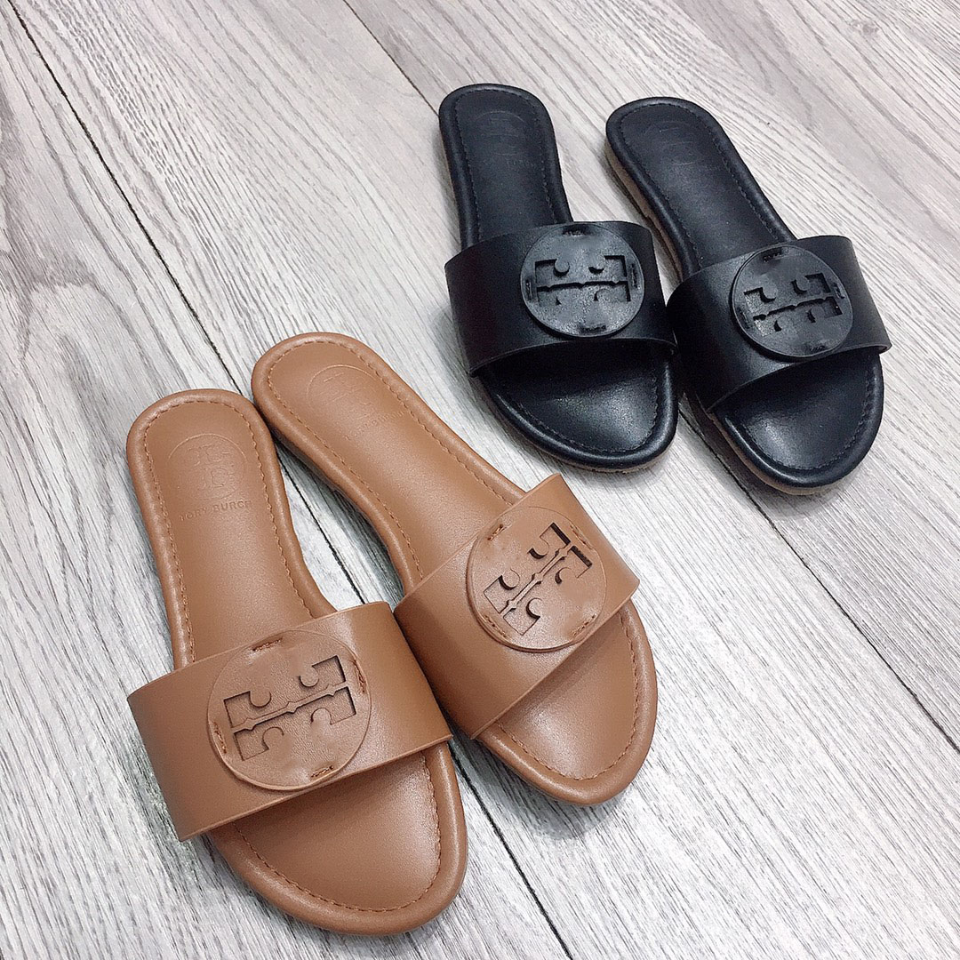 

2022 Women Shoes Designer Sandals Slippers Leather Summer Flat fashion Slipper beach woman Big head letters Slippers Size 35-42, 01
