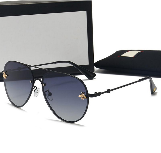 

Fashion Classic design Polarized Summer Ladies Luxury Designer Sunglasses Womens oversized gradient Sun glasses Polarized frames attitude case vintage with box