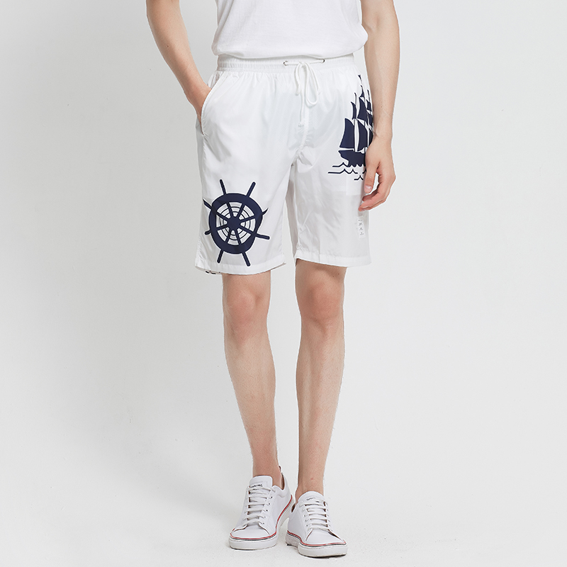 

2022 Summer New Arrival Beach Shorts Fitness Breathable Quick Drying Shorts Fashio Design Rudder And Sailboats Printed Mens Causal Pants, As shown