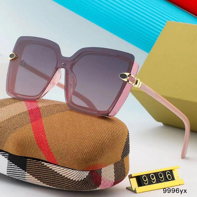 

Fashion mens Designer Sunglasses Goggle Beach Sun Glasses Optional Good Quality with box