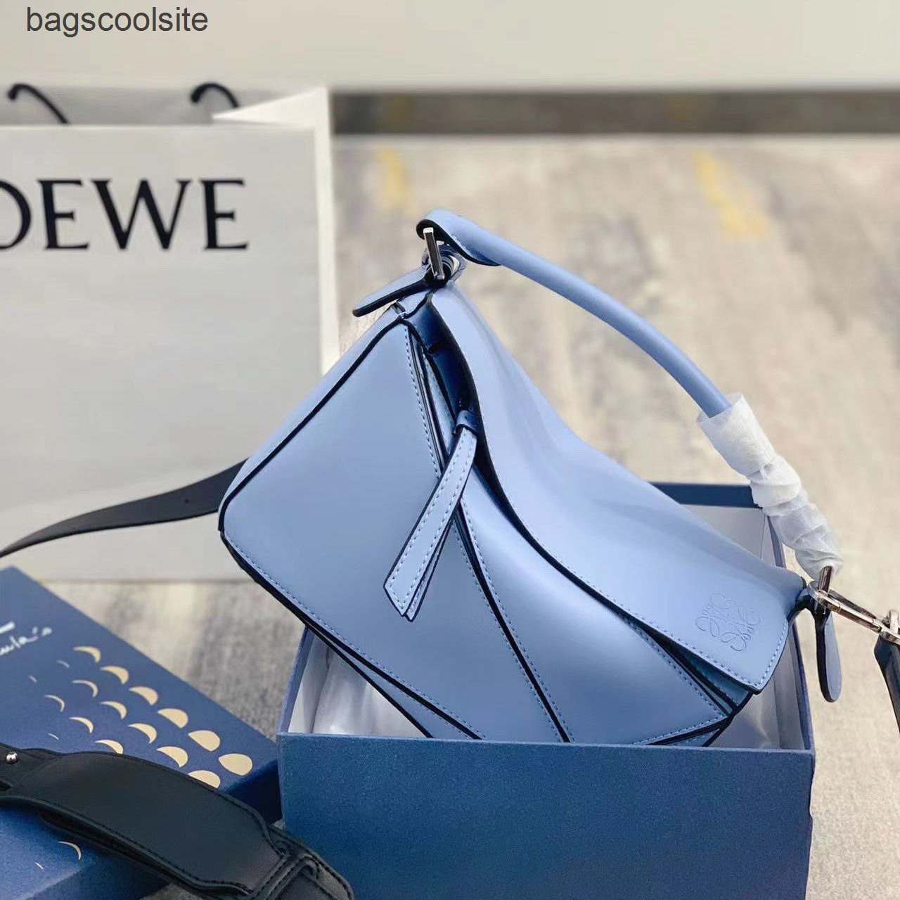 Sacs de puzzles en cuir de sac à main Sac de créateur de 24 cm 2022 Loews épaule femme petit single pjig