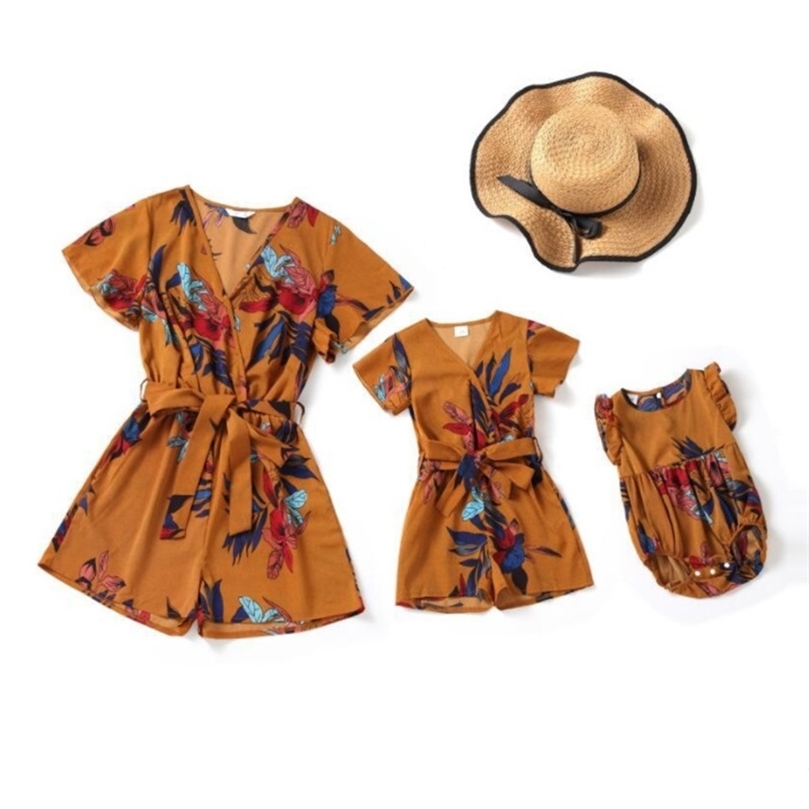 OnePiece Mother Daughter Matching Overall Dresses Family Set Flower Mom Baby Mommy and Me Clothes Fashion Women Girls Jumpsuits 220531