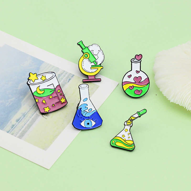 

Scientific experiment bottle microscope beaker dropper creative combination experimental vessel alloy brooch jewelry