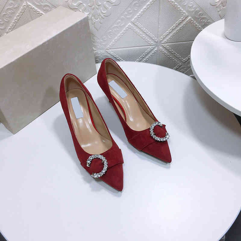 

Sandals Designer Shoes Women High Heels Luxury Rhinestone Buckle Sexy Pointed Shallow Mouth 6 8CM Thin Heeled Wedding Shoes 220315, Red 6cm