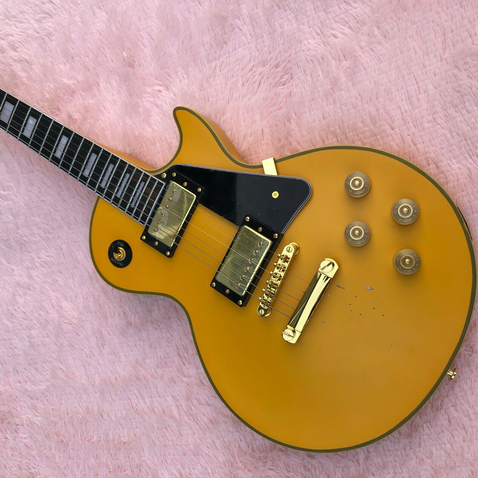 Guitar Store Standard high Quality Retro Yellow Electric Guitar