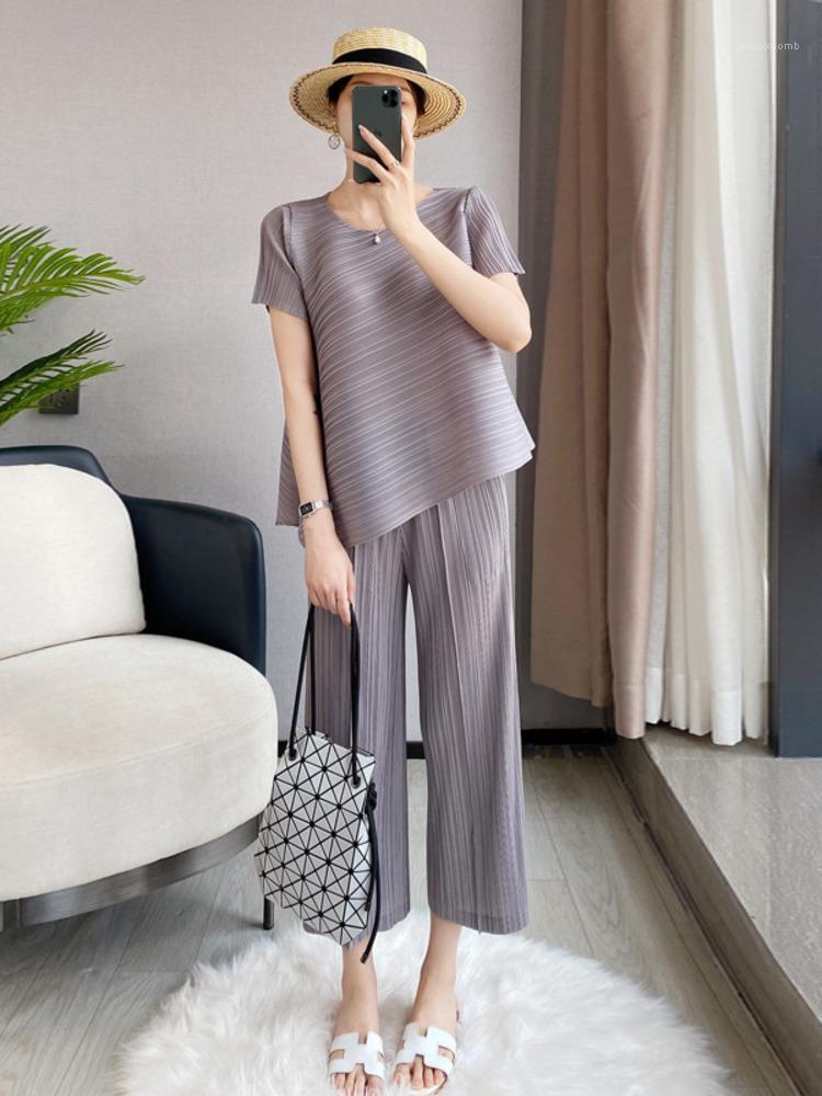 

Women's Two Piece Pants Women Pleated Suit Solid Round Collar Asymmetric T-shirt Elastic Waist Straight Trousers Casual 2022 SummerWomen's, Yellow brown suit