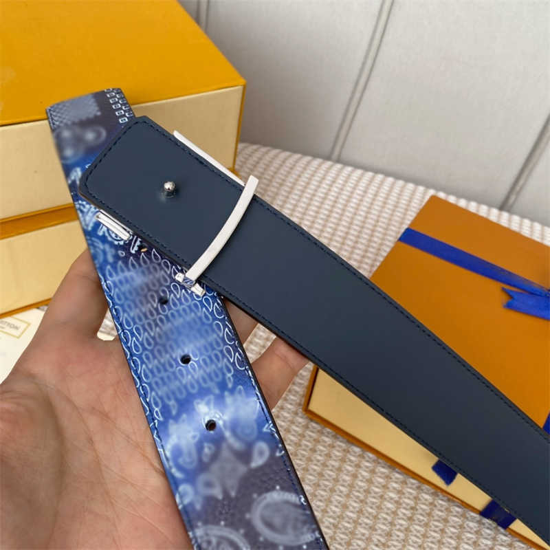 

2022 Men's Designer belts for women genuine leather print Famous brand Letter Buckle dress belt Fashion business wedding Classic luxury, White