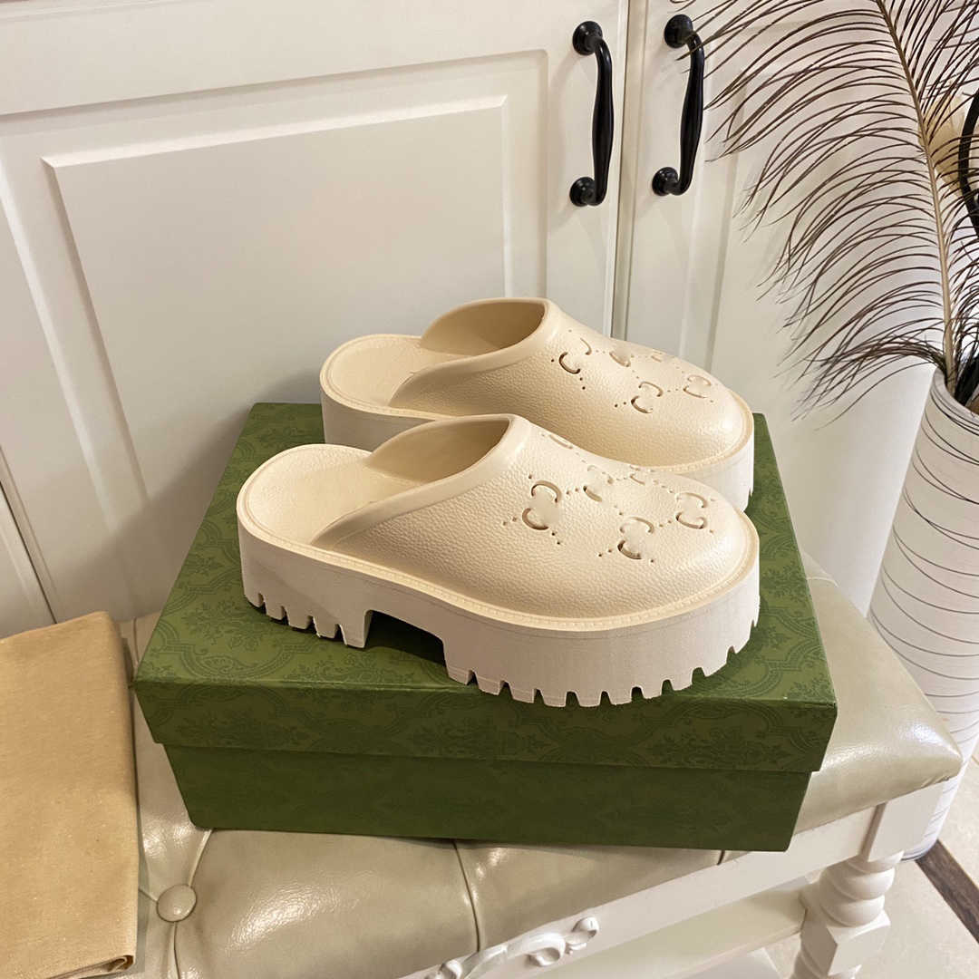 

2022 Men's slippers slip on sandal Women's platform perforated G sandal Hollow Shoes Jelly colors High Heel Summer Rubber lug sole mules