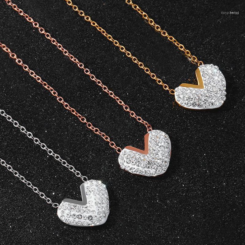

Classic Brand V Letter Heart CZ Pendant Necklace For Woman Titanium Steel Luxury Jewelry Female Top Quality Chains