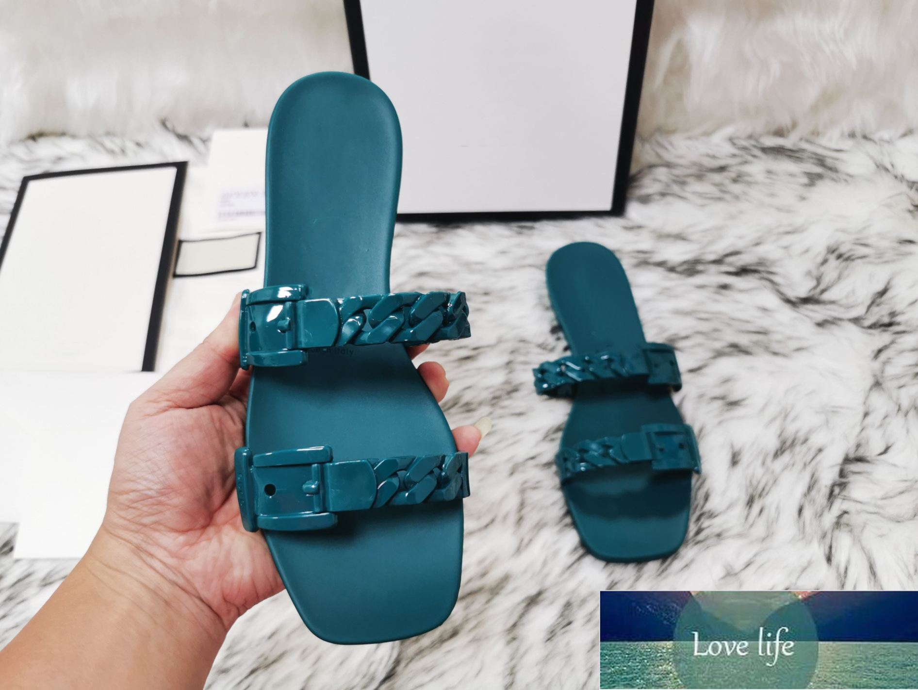 

Plastic chain High quality Brand slippers luxury summer outdoor lady jelly sandals Slippers Designer Women slipper Flat beach Casual shoes, Red