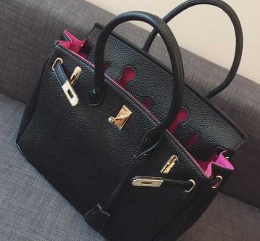 

New Shoulder Bag Large Fashion Women Ladies Designer Handbags Messenger bags Vintage Metal buckle large capacity shopping, Black