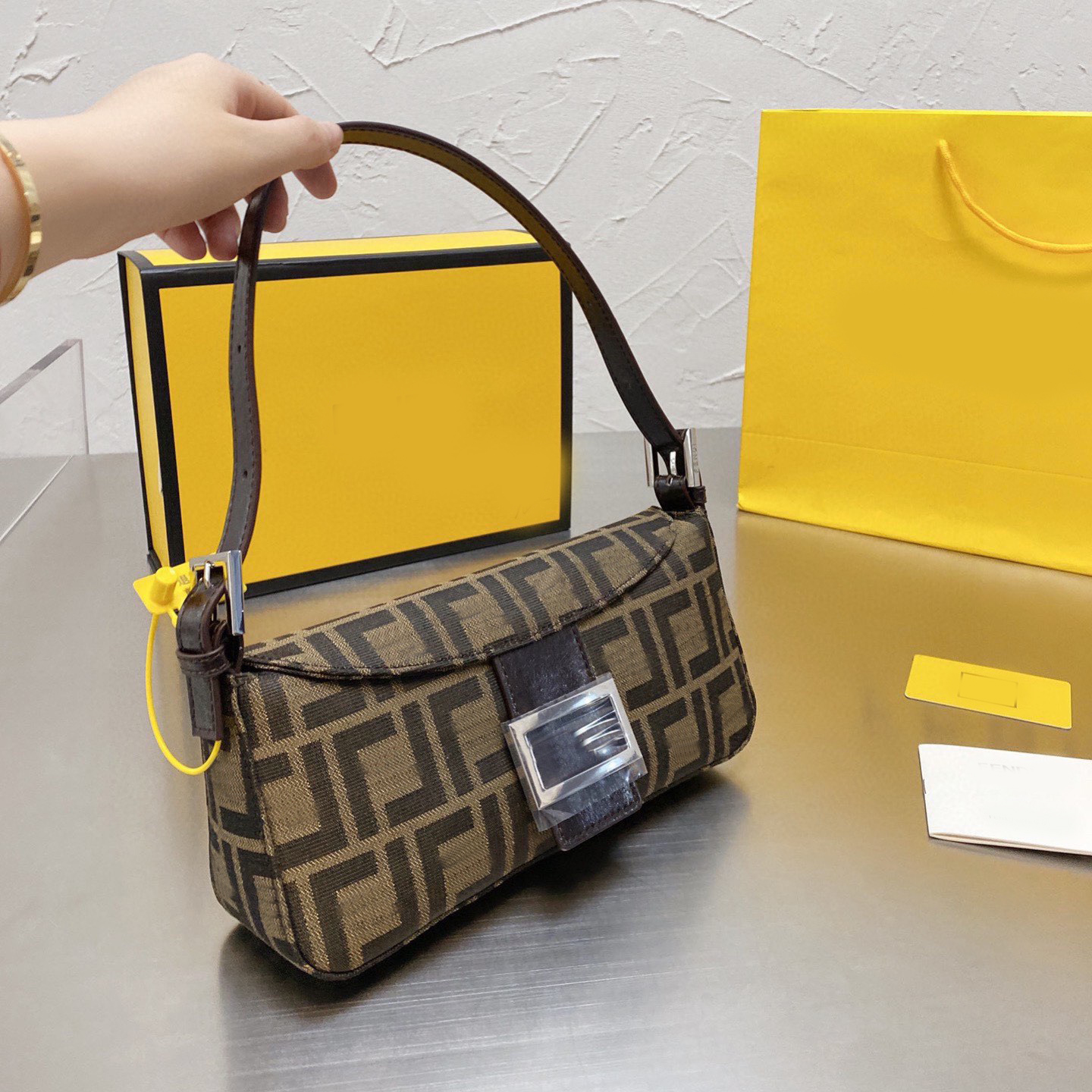 

Axillary bag Cloth New CrossBody Luxury Designer Brand Fashion Shoulder Bags Handbags High Quality Women Letter Purse Phone bag Wallet, No bags