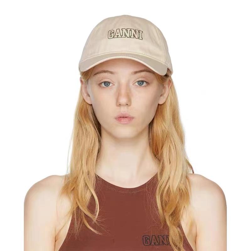 

Snapbacks Classic Letter Embroidered Cotton Twill Outdoor Sunshade Baseball Cap Duck Tongue Hat WomanSnapbacks, Black