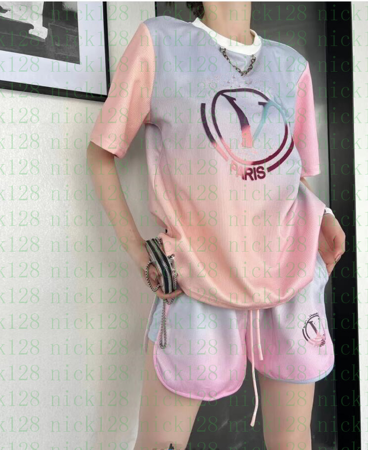 

Gradient rainbow print casual suit Letter short-sleeved T-shirt + elastic shorts Comfortable and versatile upper body Age-reducing and thin girl 510, Customize