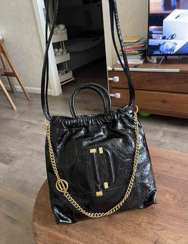 

Peco sailor bag portable diagonal chain soft tote large capacity women's shoulder leather leisure niche, Black order gift bag
