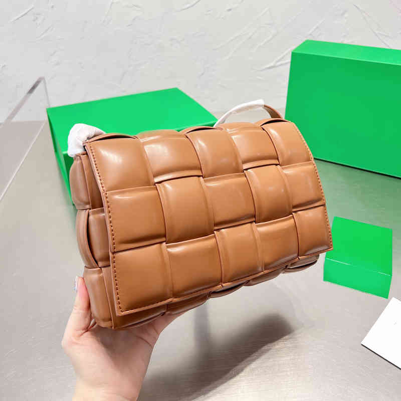 

Shoulder Bags TOP quality Designer Weave Crossbody Square Bag Women Oil Wax Skin Shoulder Bags Classic Crossbody Handbag Ladies Square Purse 220804, Blue