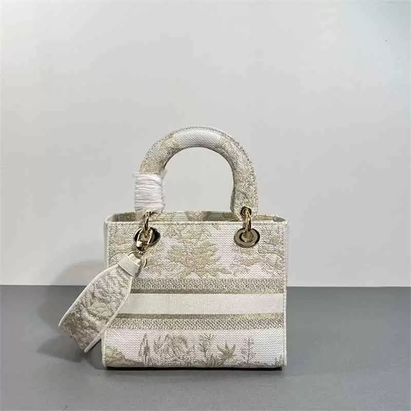

Handbag Bag Summer luxury New Diana for Women designers handbags Fashion Versatile Eign Style Portable ladies Single Shoulder Messenger purses, Peach-24x20x11cm
