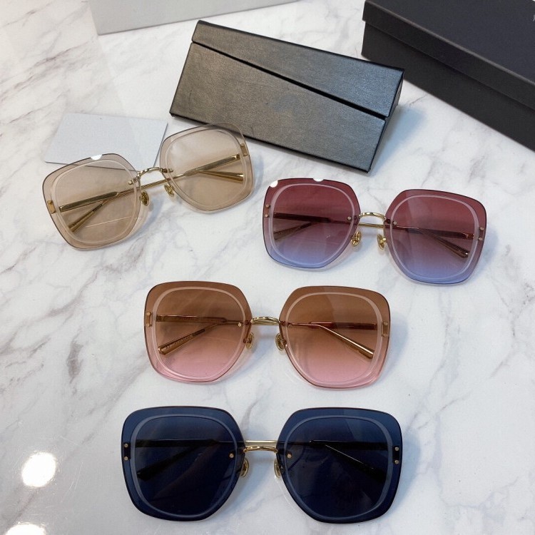 50% discount for factory direct salesNew d Home Large Frame Light Face Small Pink Net Red Same Sunglasses Female