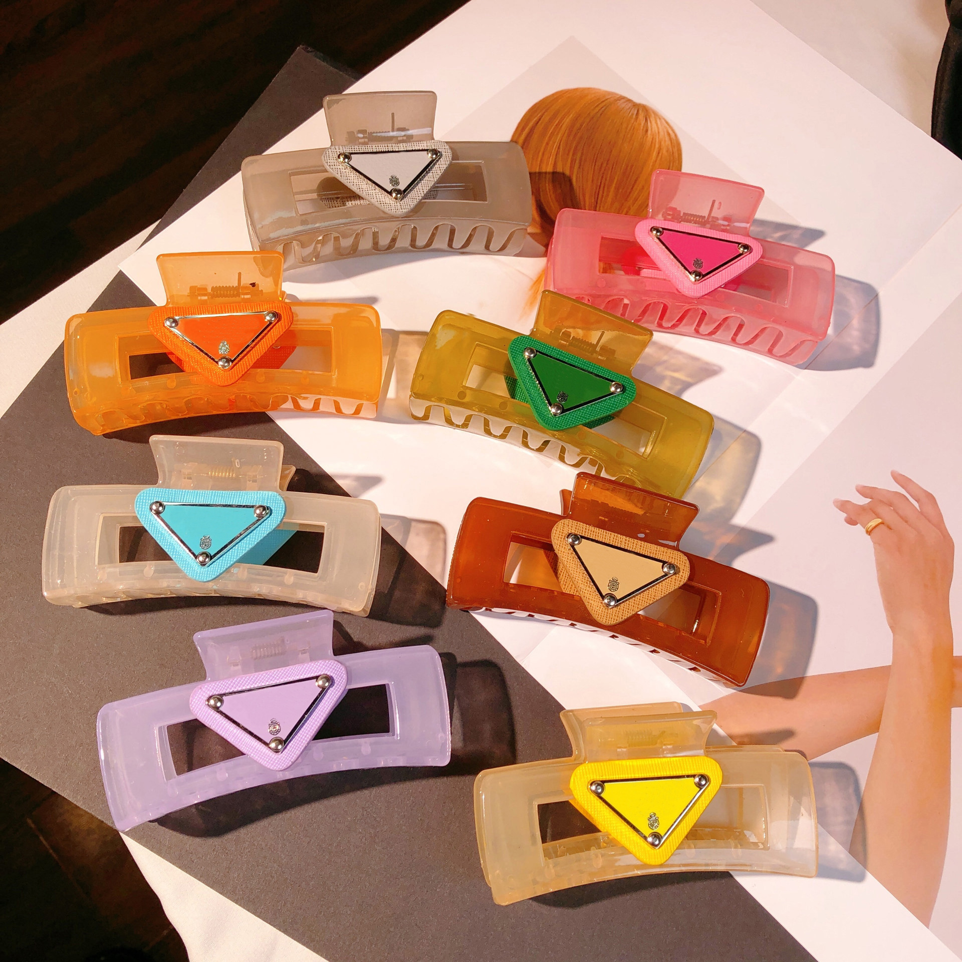 

2022 New Fashion Candy Color hair Clamps For Woman Girl Gift Classic Letter hair Jewelry