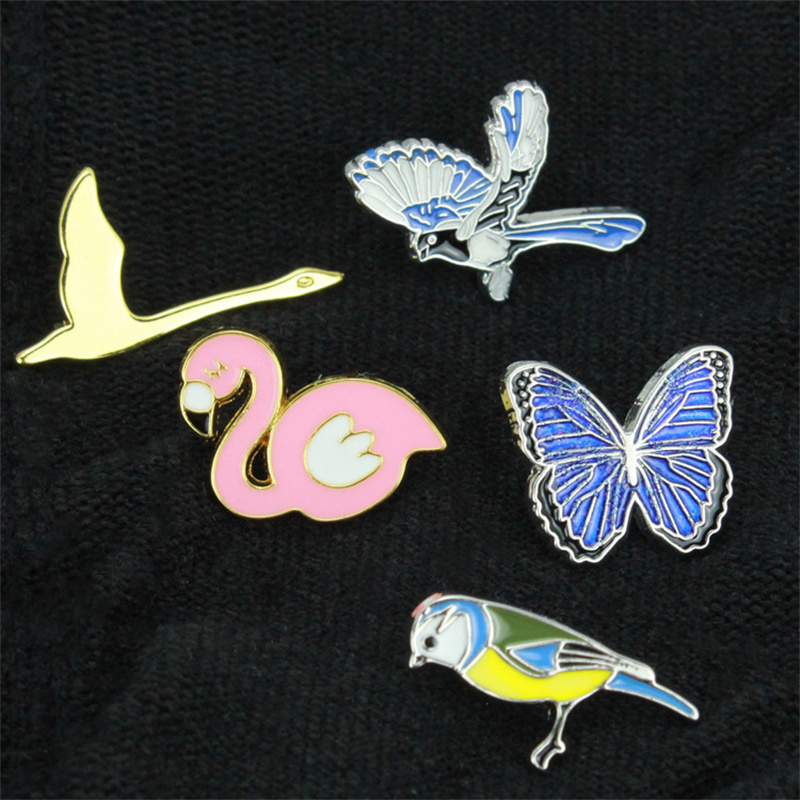 Europe Alloy Butterfly Crane Magpie Bird Brooch Cartoon Unisex Metal Animal Corsage Pin Flamingo Animals Backpack Hat Coat Clothes Buckle Badges-image-764513819