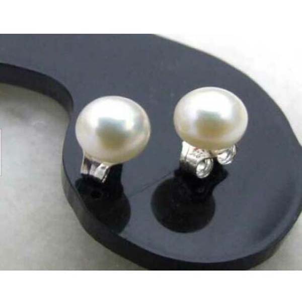 

6-7mm Natural White Freshwater Flat Pearl Earring for Women Silver Stud Earring