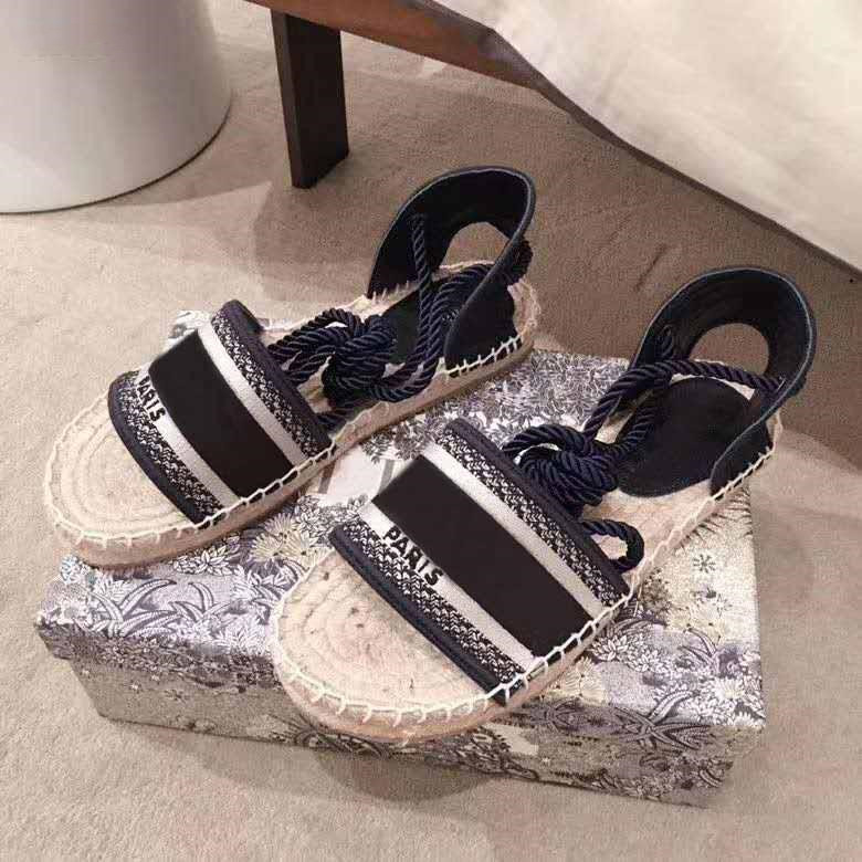 

fashion Summer women's canvas shoes luxury woman low-heeled casual comfortable sandals designer ankle lace-up beach slippers, I need look other product