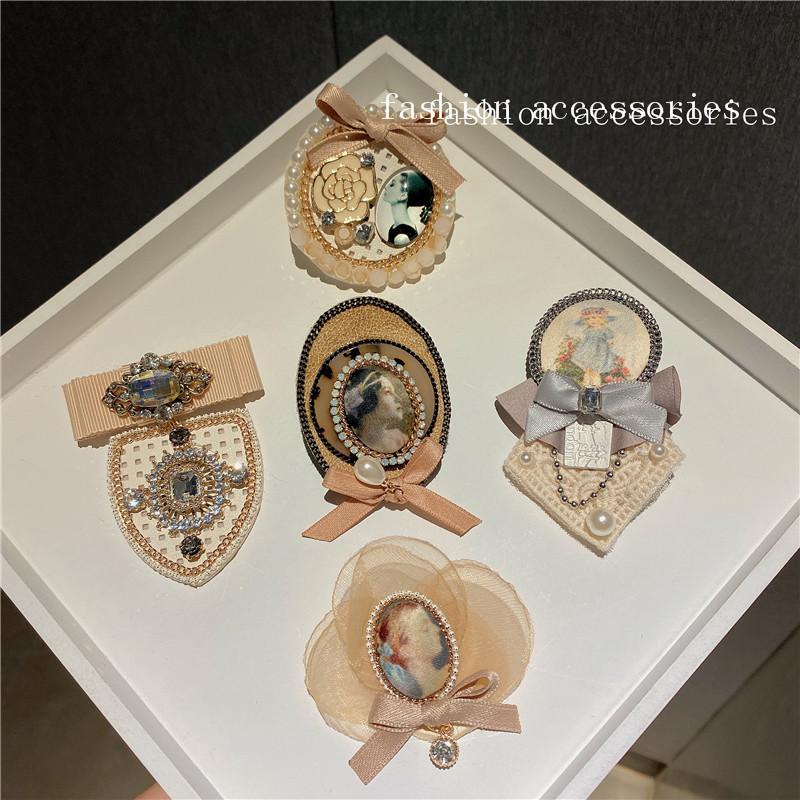 

Pins Brooches Korean Fabric Bow Brooch Crystal Pearl Badge Lapel Pin Scarf Buckle Shirt Luxulry Corsage For Women AccessoriesPins