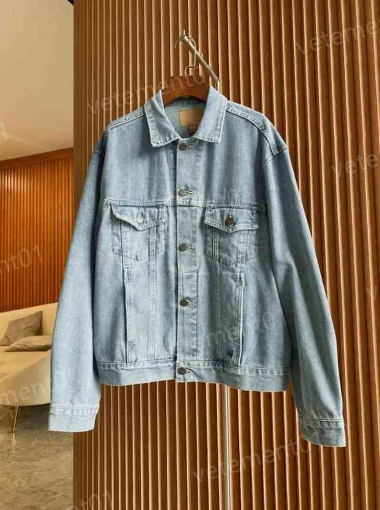 

Luxury Womens Jackets B..ry Collaboration Embroidered Logo Back And Metal Buttons Cardigan Jacket Tops Brand Designer Women Clothing 0912