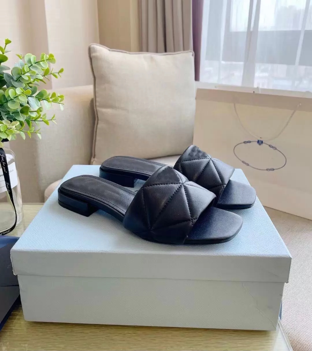 

Perfect Summer Off-duty Sandals Shoes For Women Quilted Nappa Leather Slides Comfort Walking Lady Elegant Sandalias Discount Footwear EU36-41