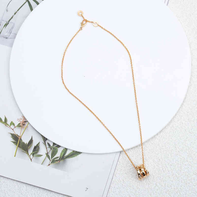 

designer Compare with the original CSnake bone snake Necklace female rose gold light luxury niche 2021 new ins hip hop small Manyao shaped clavicle chain